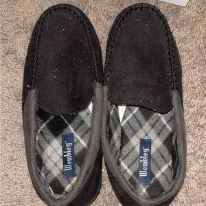 slippers